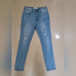 Stylish Blue Distressed Women Jeans